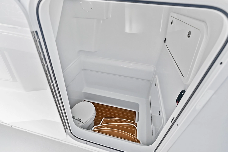 Rock Bottom Yacht Photos Pics 