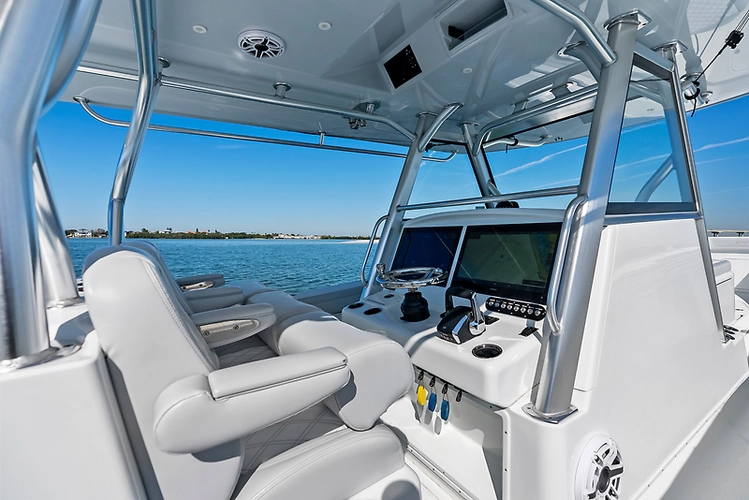 Rock Bottom Yacht Photos Pics 