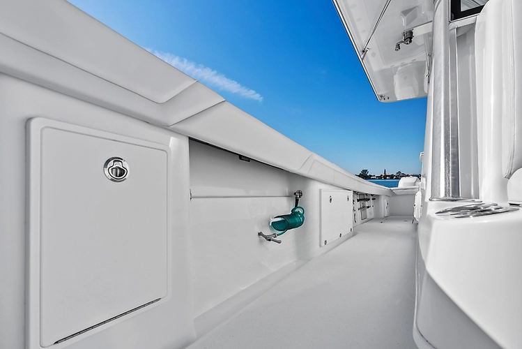 Rock Bottom Yacht Photos Pics 