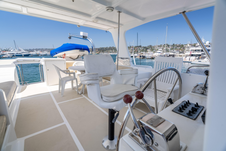 Si Como No Yacht Photos Pics 