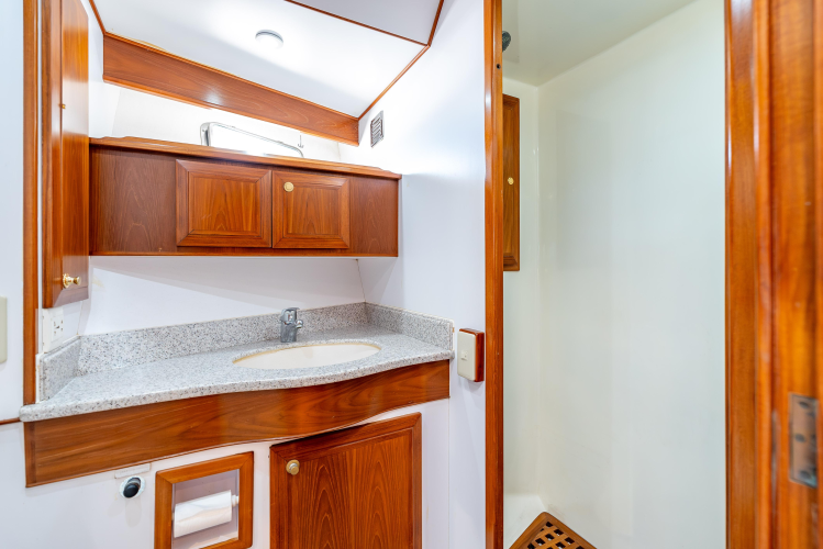 Si Como No Yacht Photos Pics 