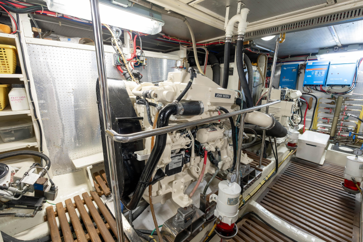 Si Como No Yacht Photos Pics 