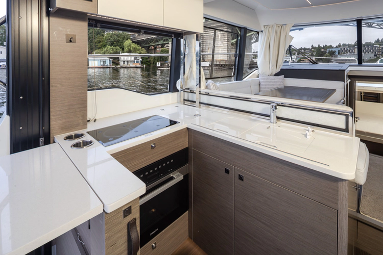 No Name Yacht Photos Pics 