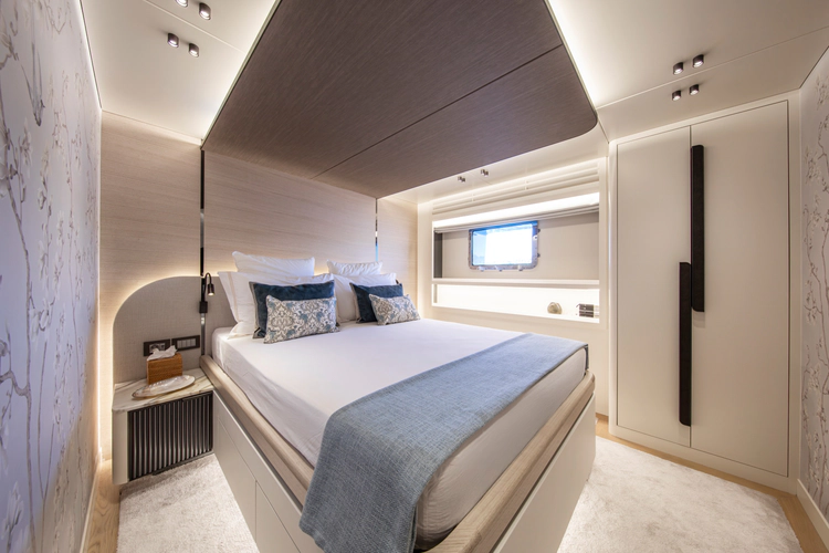 Oscar Yacht Photos Pics 