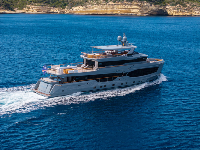 Oscar Yacht Photos Pics 