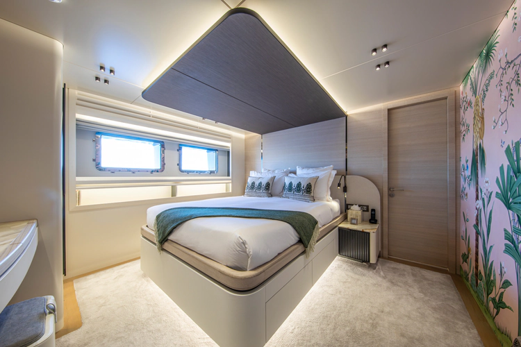 Oscar Yacht Photos Pics 