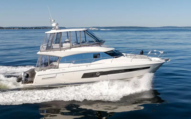 Four At Sea Yacht Photos Pics 