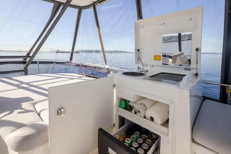 Four At Sea Yacht Photos Pics 
