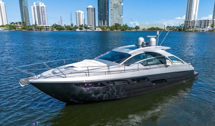 54' Pershing 2018