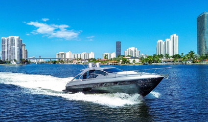 54' Pershing 2018