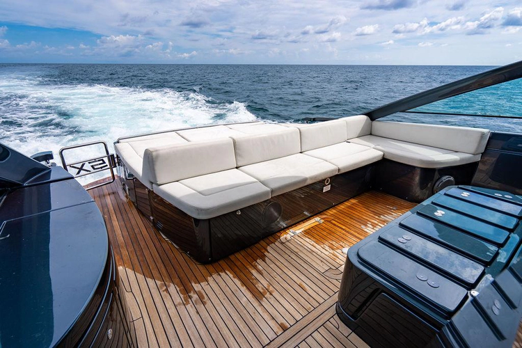 Two Bite Yacht Photos Pics 