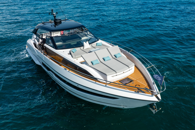 Superhawk 55 Yacht Photos Pics 