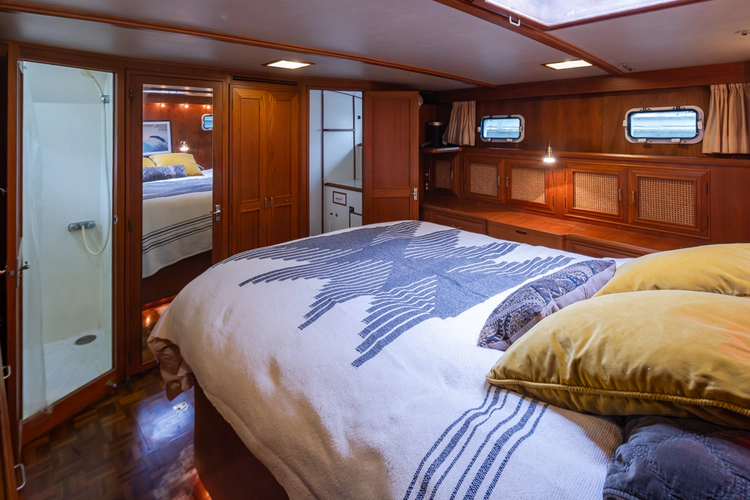 Codspeed Yacht Photos Pics 