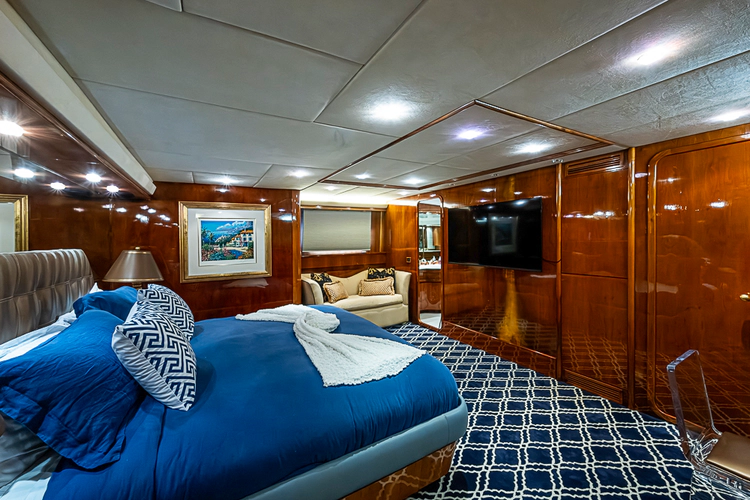 Shalimar Yacht Photos Pics 