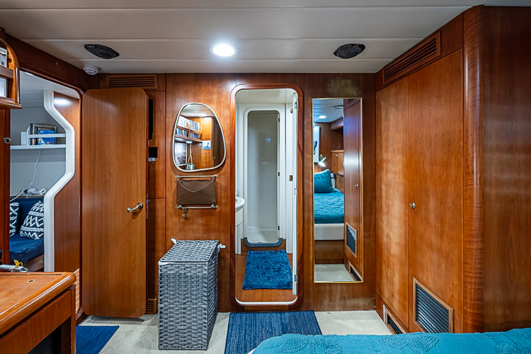 Shalimar Yacht Photos Pics 