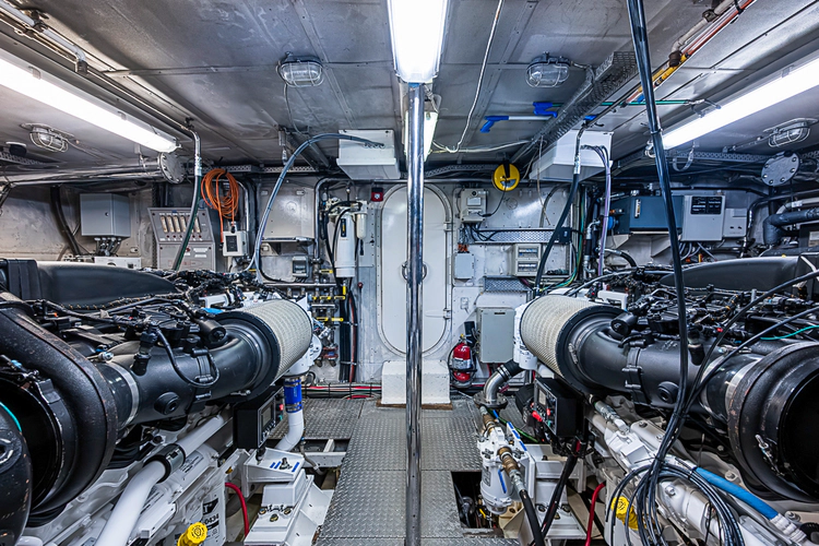 Shalimar Yacht Photos Pics 