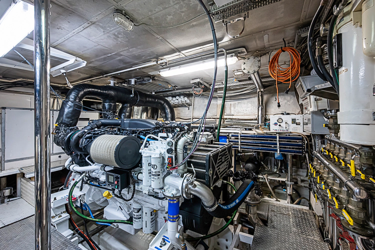 Shalimar Yacht Photos Pics 