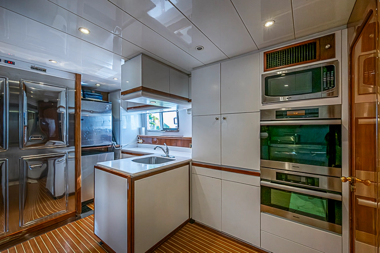 Shalimar Yacht Photos Pics 