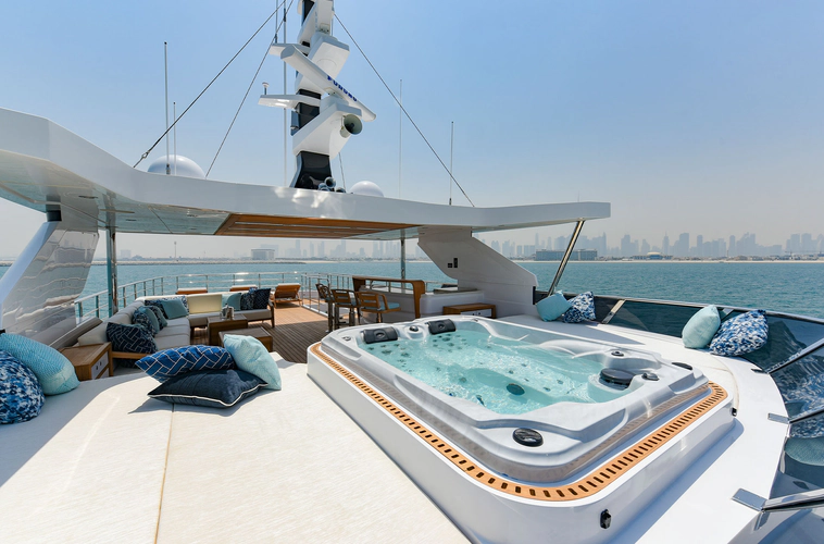 Majesty 120 Yacht Photos Pics 