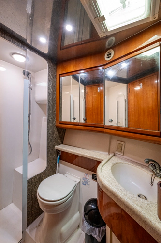 Vet Billz Yacht Photos Pics 