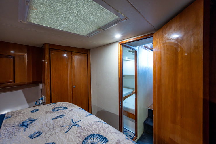 Vet Billz Yacht Photos Pics 