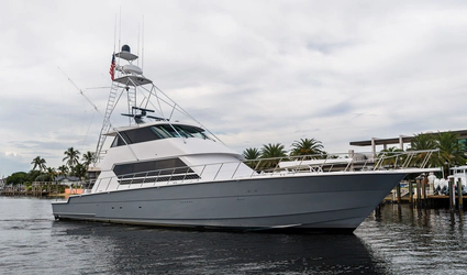 82' Hatteras 1998 Yacht For Sale