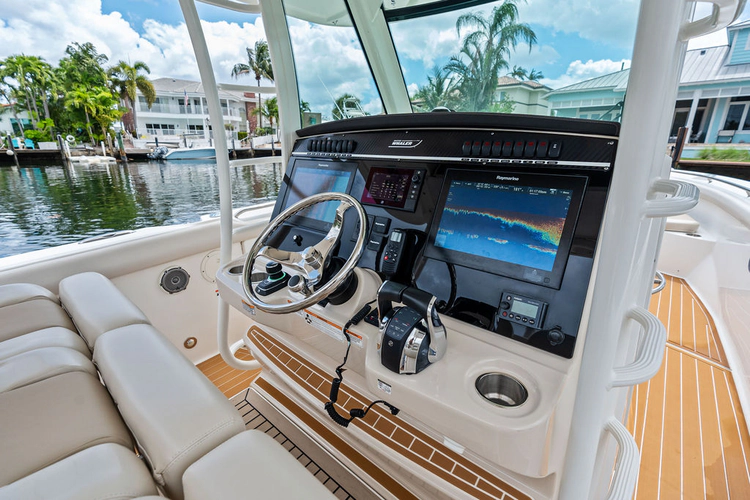 Power Play Yacht Photos Pics 