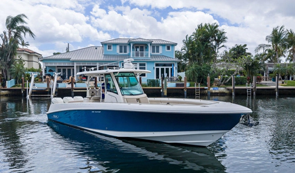 35' Boston Whaler 2018 Yacht For Sale