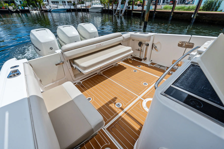 Power Play Yacht Photos Pics 