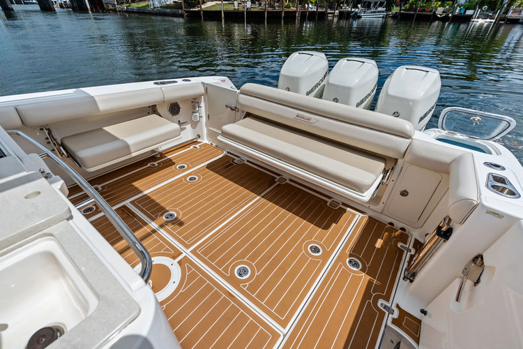 Power Play Yacht Photos Pics 