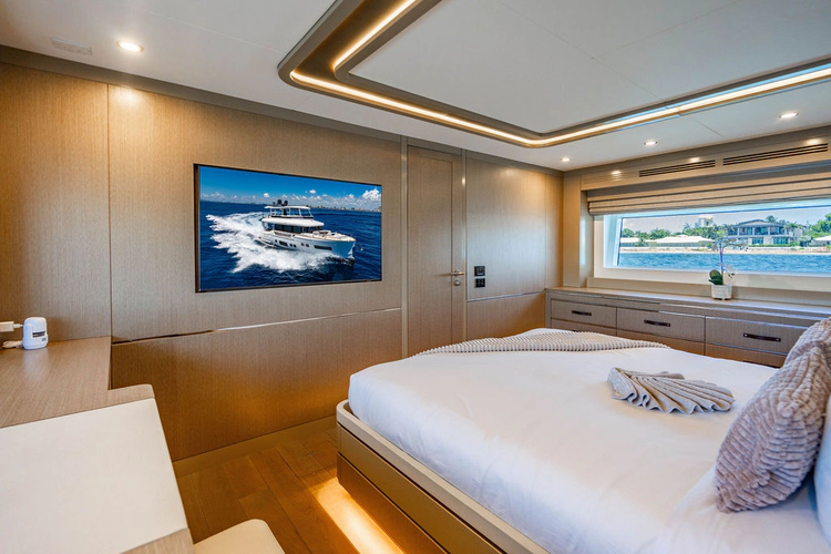  Yacht Photos Pics 