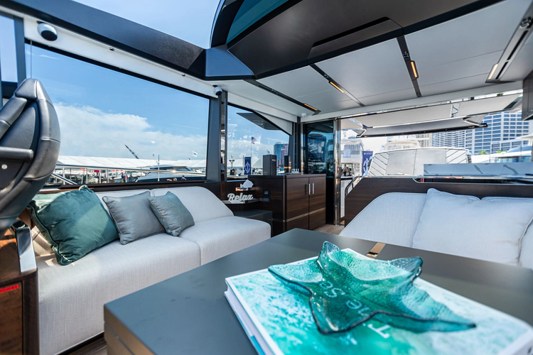 Predator 65 Yacht Photos Pics 