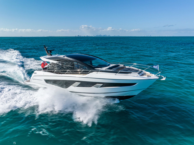 65' Sunseeker 2026