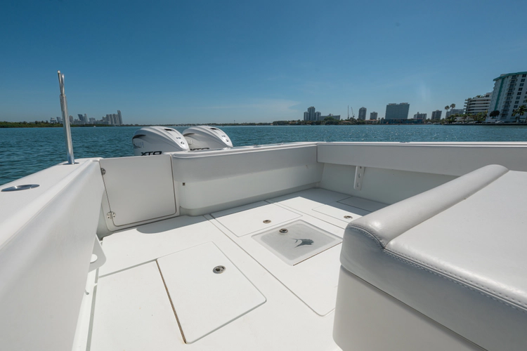 El Cadejo Yacht Photos Pics 