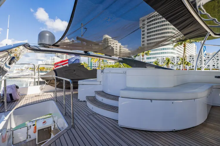 Sinpatico Yacht Photos Pics 