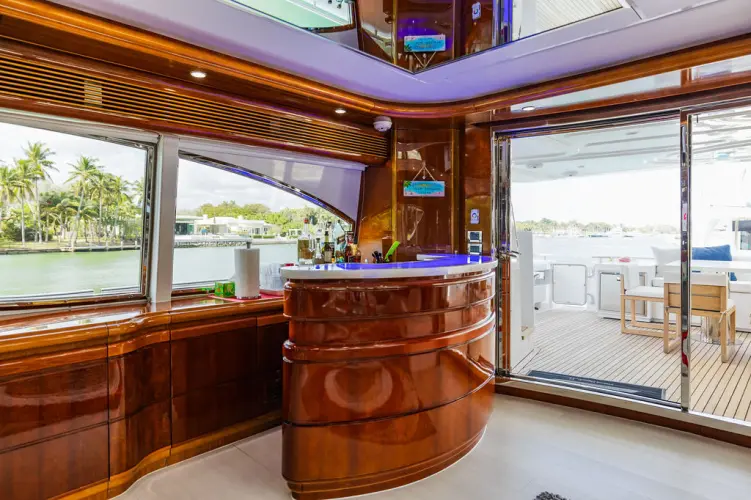 Sinpatico Yacht Photos Pics 