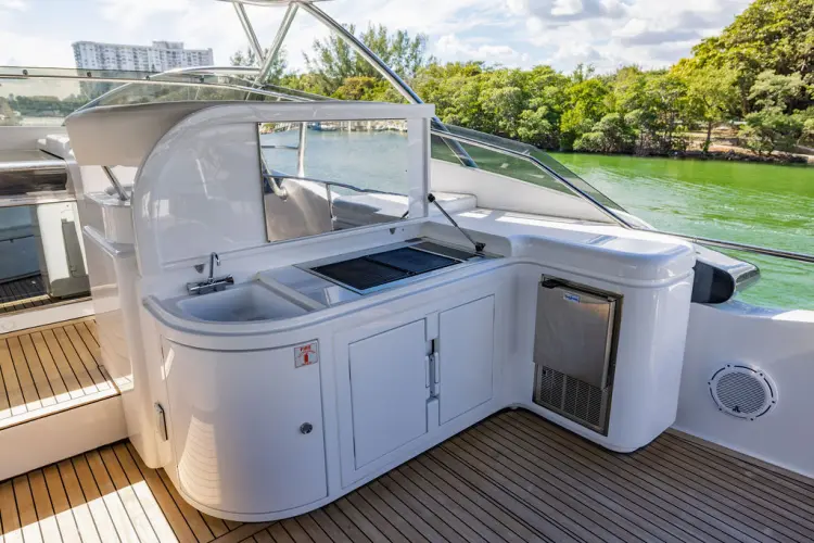 Sinpatico Yacht Photos Pics 