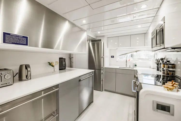 Sinpatico Yacht Photos Pics 