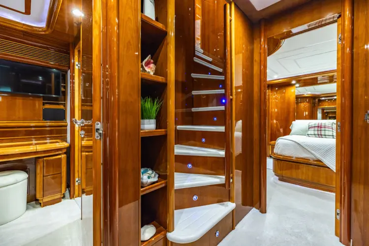 Sinpatico Yacht Photos Pics 