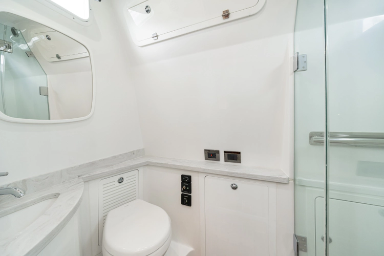 53 Suenos Rxv Yacht Photos Pics 