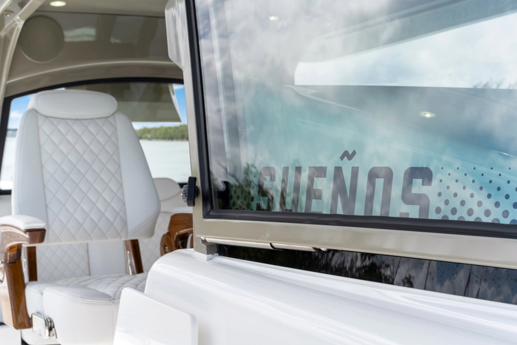 53 Suenos Rxv Yacht Photos Pics 