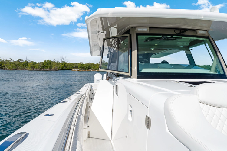 53 Suenos Rxv Yacht Photos Pics 