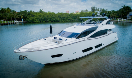 92' Sunseeker 2015