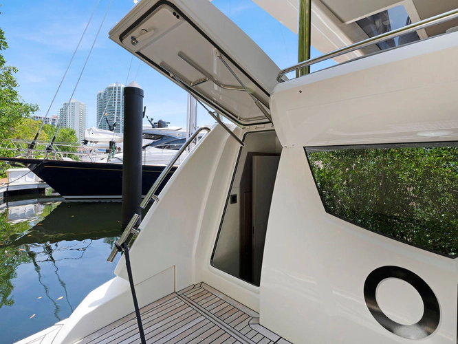 Happy Times Yacht Photos Pics 