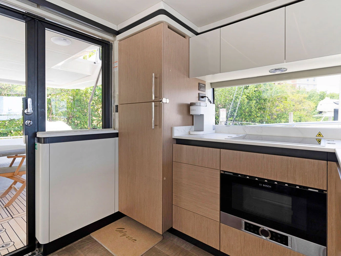 Happy Times Yacht Photos Pics 