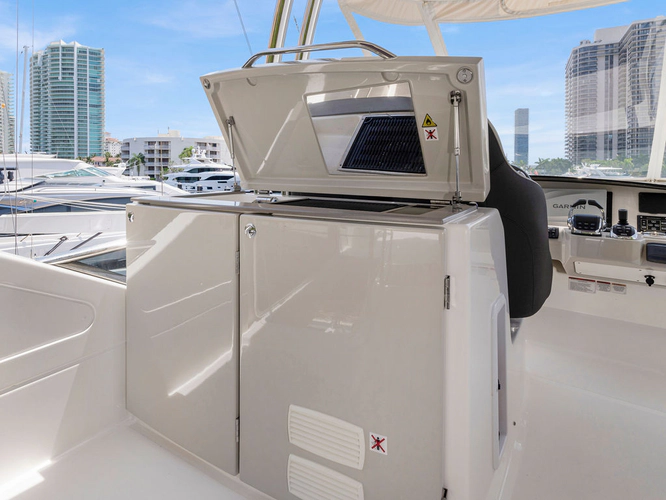 Happy Times Yacht Photos Pics 