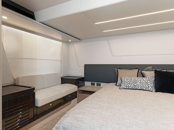 Happy Times Yacht Photos Pics 