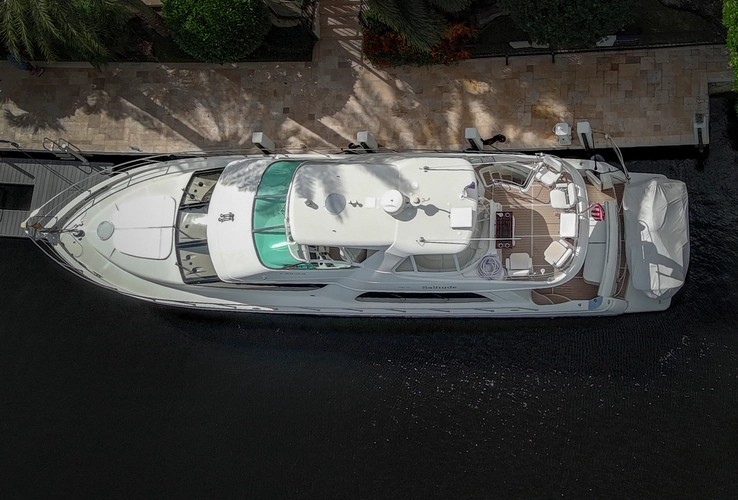 Solitude Yacht Photos Pics 