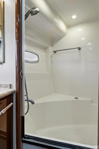 Solitude Yacht Photos Pics 