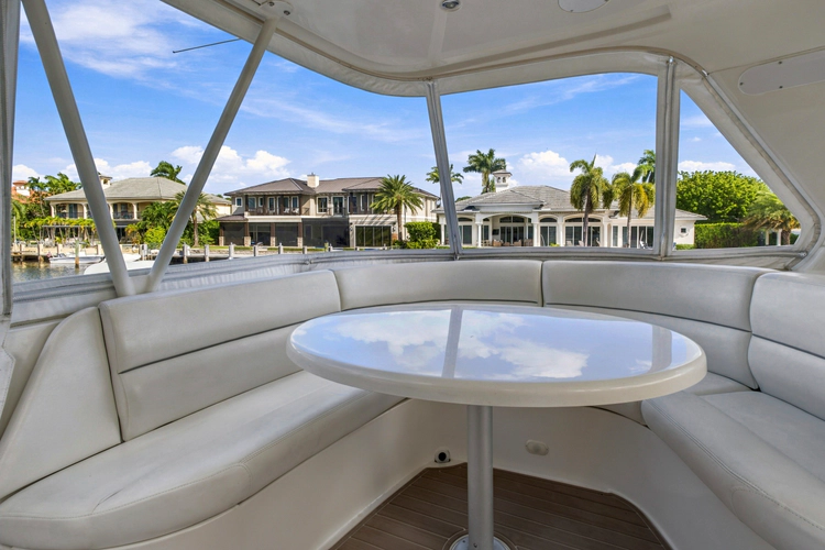 Solitude Yacht Photos Pics 
